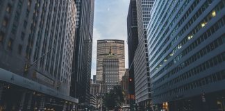 Los confinamientos aplastaron a los trabajadores y beneficiaron a los poderosos Confinamientos trabajadores