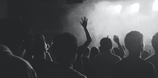 La depresión y el suicidio juvenil han aumentado con las restricciones