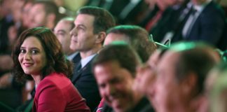 Cómodo y fácil Cómodo y fácil