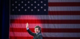 El asalto al lenguaje es un asalto a la dignidad