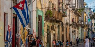 La Habana, entre los cocos y las jineteras La Habana, entre los cocos y las jineteras