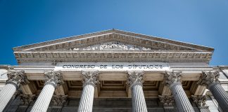 Catulo en la Carrera de San Jerónimo Catulo en la Carrera de San Jerónimo