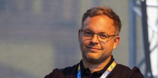 Balázs Orbán: «En Bruselas sólo escuchan si sienten una fuerza enfrente» Balázs Orbán