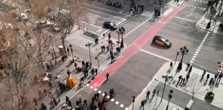 España no es país para españoles: los pensionistas superan a los trabajadores en renta disponible Pensionistas España