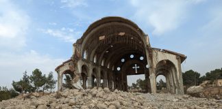 Tiempo de recodar a los que no están, también a los cristianos perseguidos Cristianos perseguidos