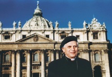 Deconstruyendo el mito conservador de Benedicto XVI (y XIII): pensar un progresismo ortodoxo