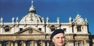 Deconstruyendo el mito conservador de Benedicto XVI (y XIII): pensar un progresismo ortodoxo