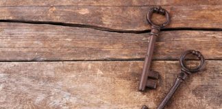 En el desván de casa