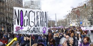 Una pancarta que no dice nada 8M