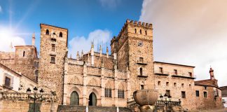 Extremadura: identidad y patrimonio Extremadura: identidad y patrimonio